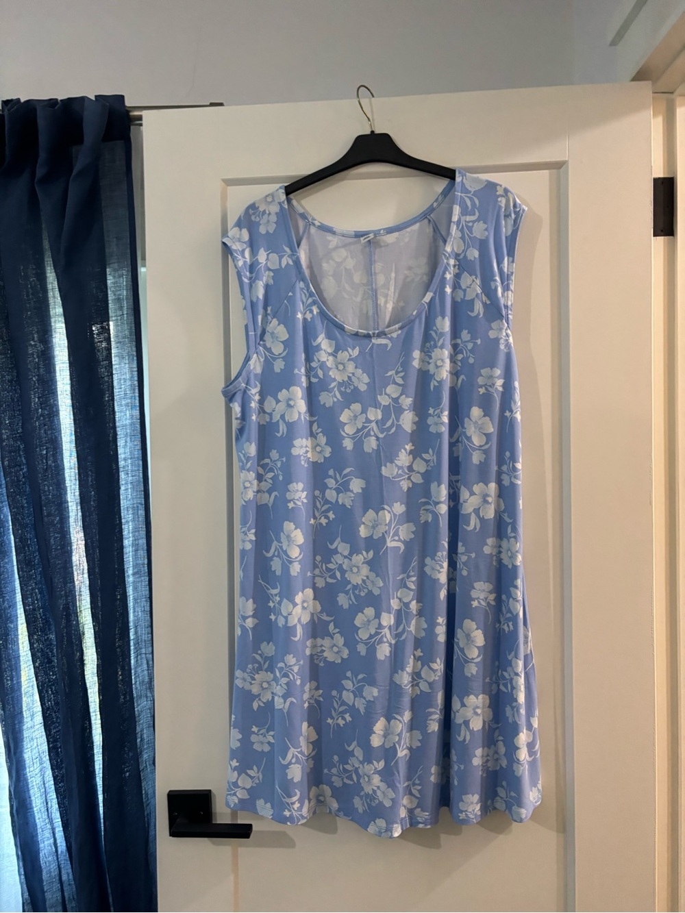 Old Navy Light Blue Floral Sleeveless Chemise